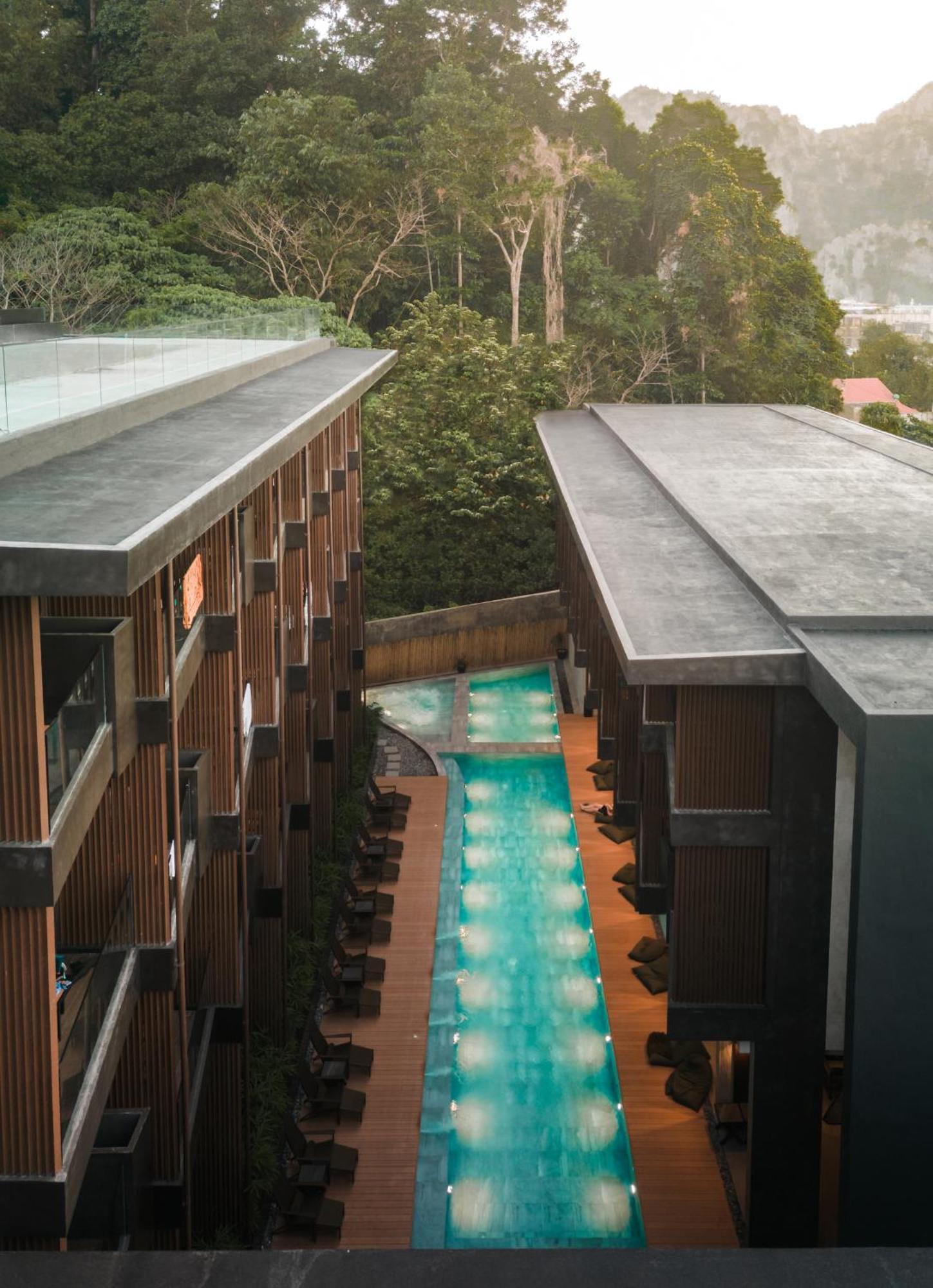 The Funny Lion - El Nido Hotel Exterior photo